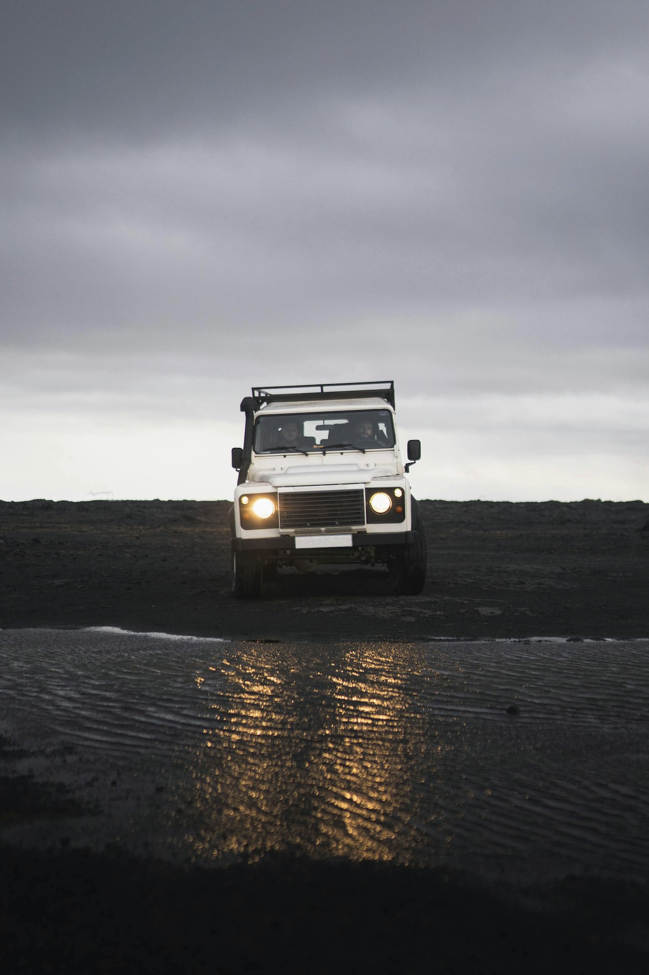 Land Rover Defender at Stokksnes